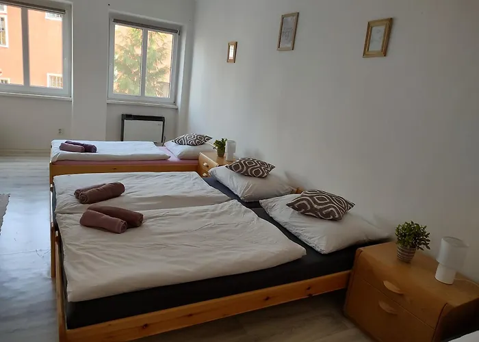 U Klastera *